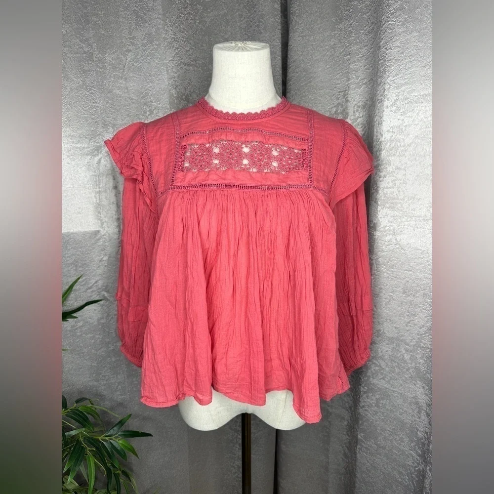 Free People Women’s Boho Flora Ruffle Oversized Crochet Top Salmon Pink Sz M
